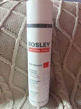 Bosley Professional Strength Volumizing Conditioner — White